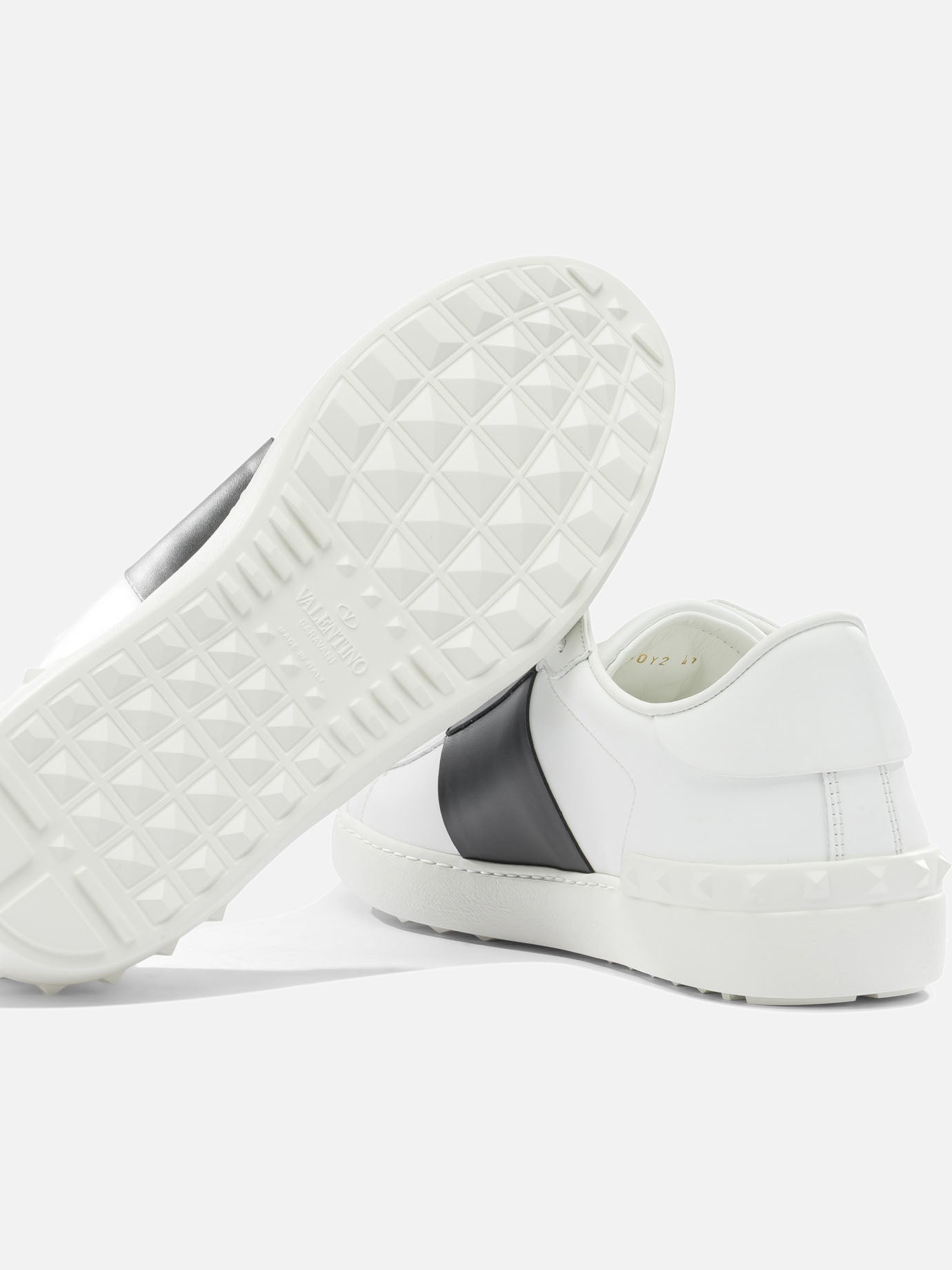 Low top sneakers 100% calf leather - 100% cowhide  White - Valentino Garavani Men | PDP | VIETTI Online Store | thumbnail_5