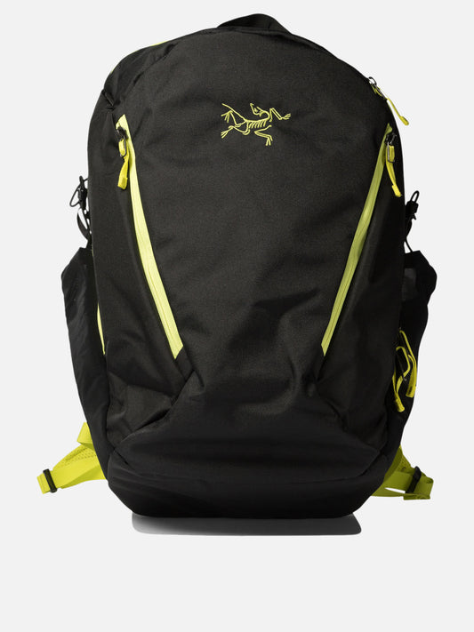 Arc'teryx "Mantis 26" backpack Black