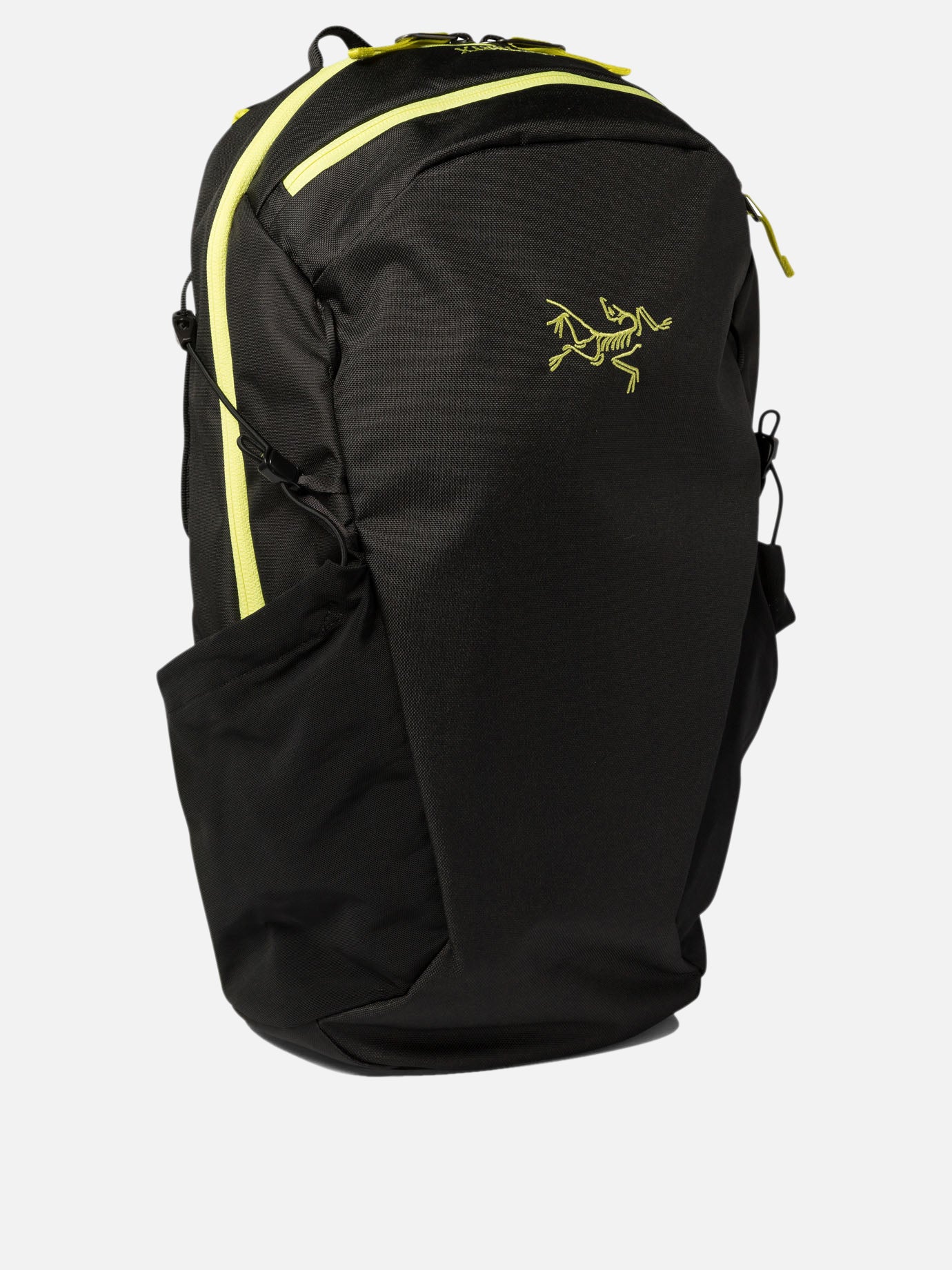 Arc'teryx "Mantis 16" backpack Black