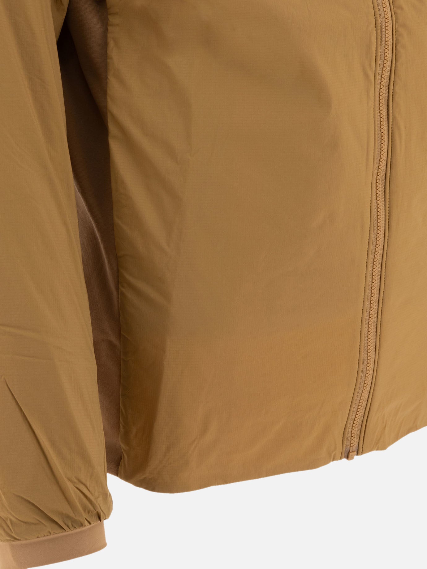 Arc'teryx "Atom Hoody" jacket Beige