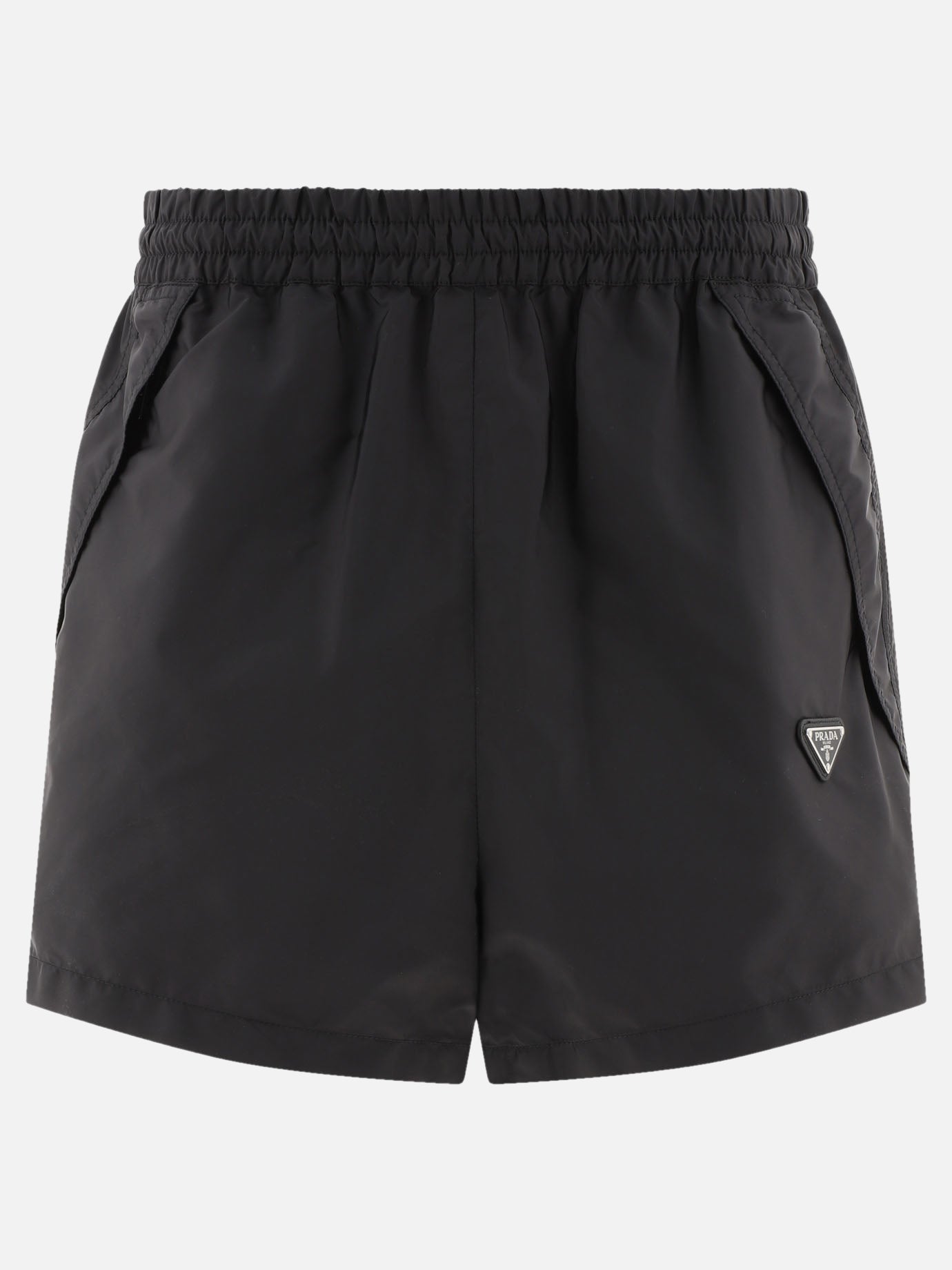 Shorts in lighweight Re-Nylon