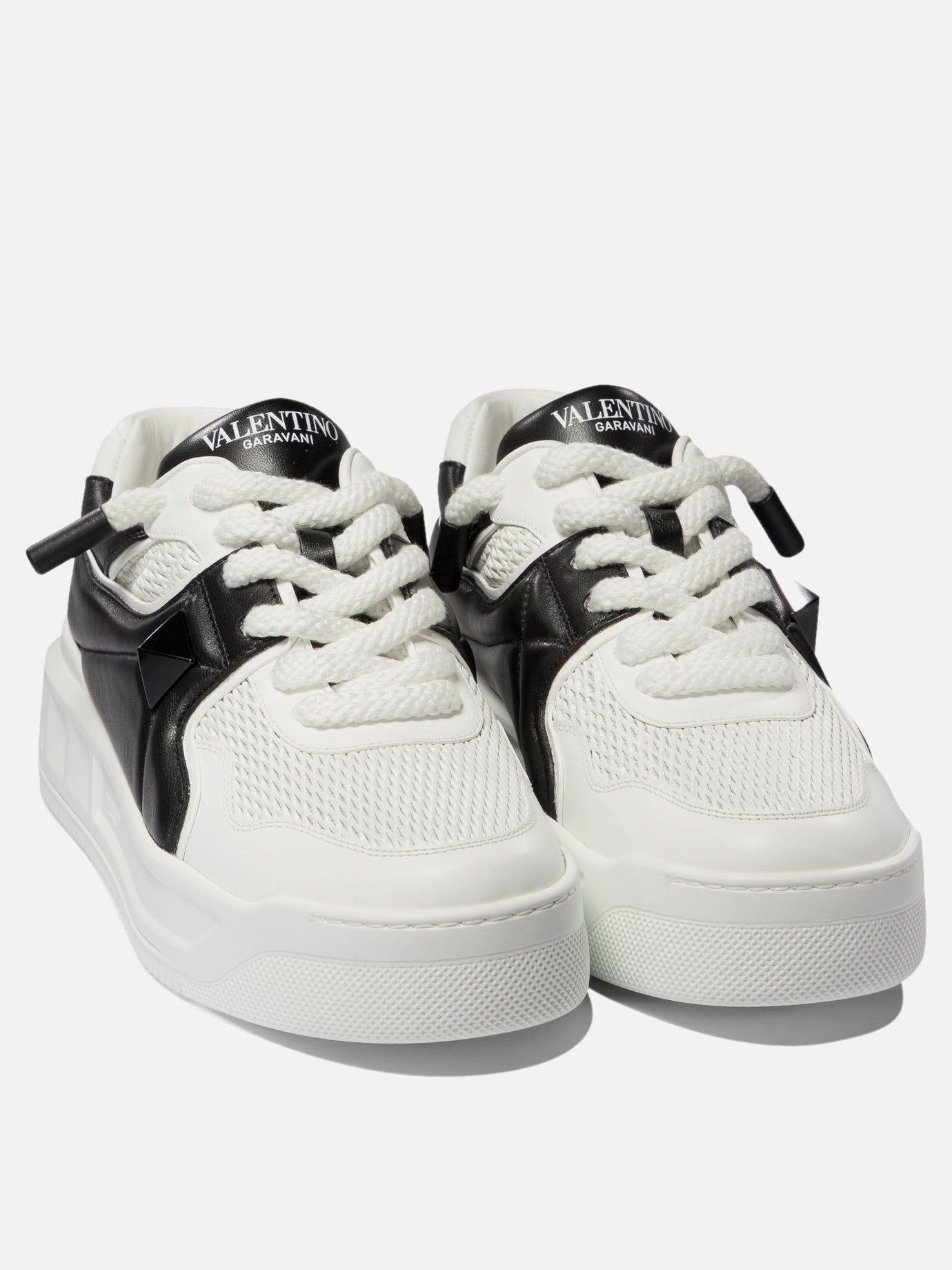 "ONE STUD XL" sneakers