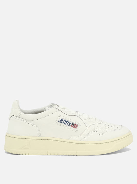 Low top sneakers 100% cow leather - 100% rubber  White - Autry Women | PDP | VIETTI Online Store 
