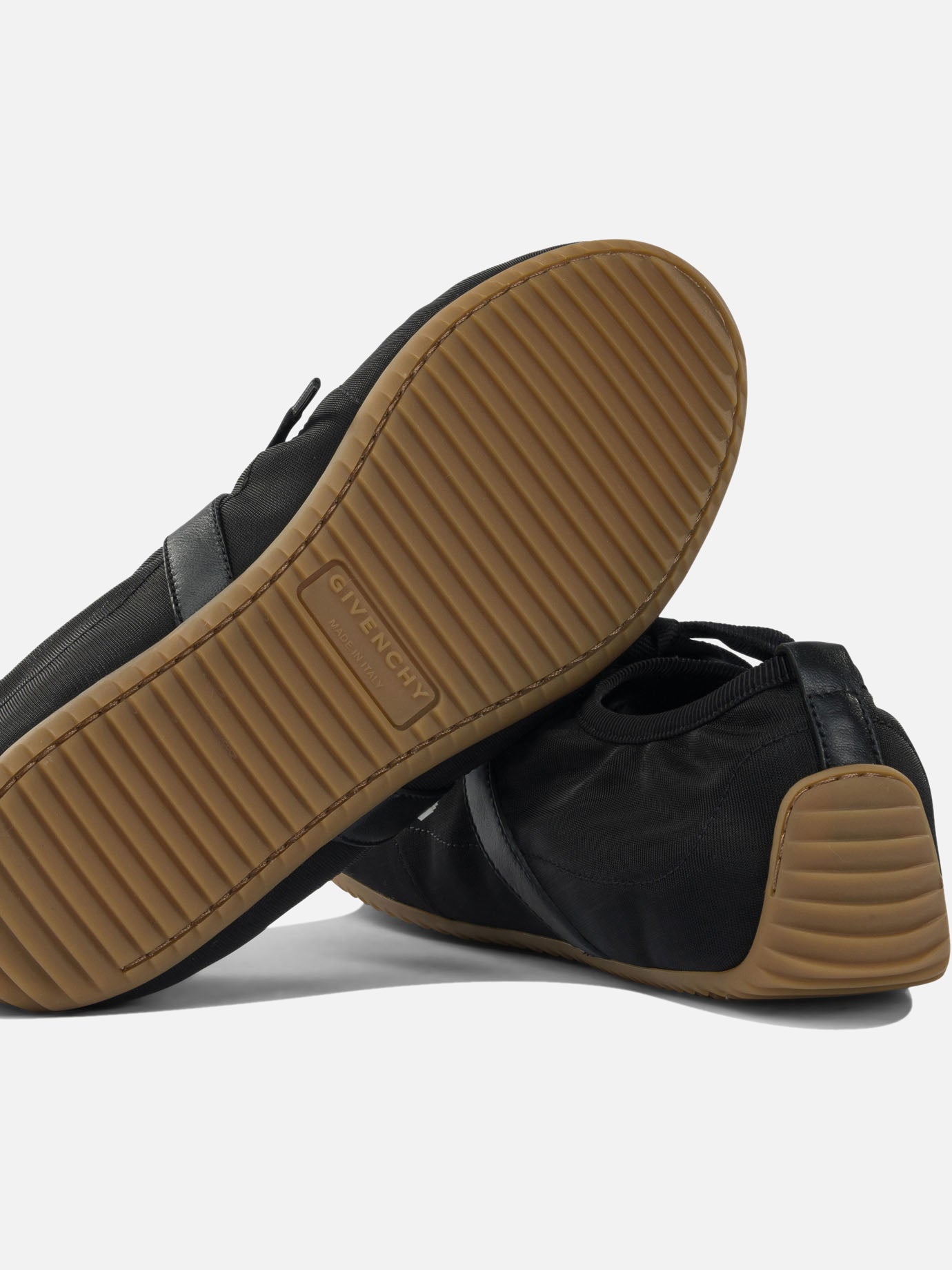 Low top sneakers 100% polyamide - 100% rubber  Black - Givenchy Women | PDP | VIETTI Online Store | thumbnail_5