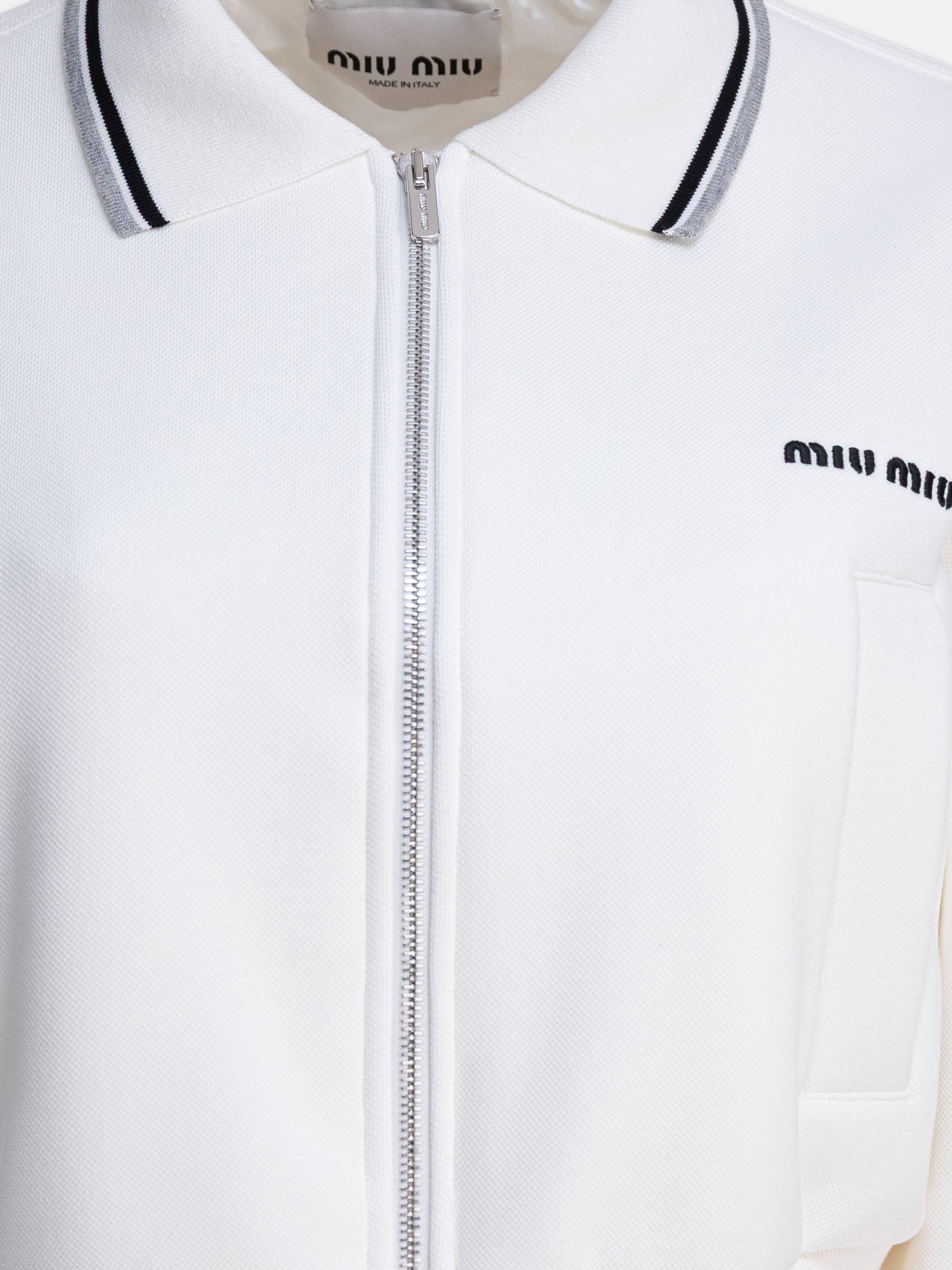 Quilted & Utility Jackets Logo  White - Miu Miu Women | PDP | VIETTI Online Store | Zoom-Modal_3
