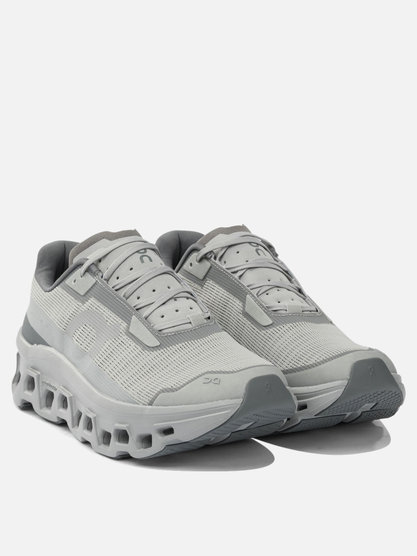 Low top sneakers 100% recycled polyester - 100% rubber  Grey - On Running Men | PDP | VIETTI Online Store | Zoom-Modal_2
